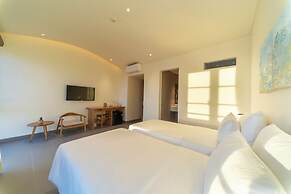 SOLANA Hotel Sunset Town Phu Quoc