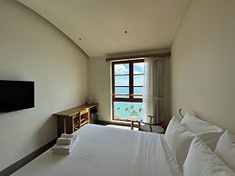 SOLANA Hotel Sunset Town Phu Quoc