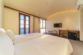 SOLANA Hotel Sunset Town Phu Quoc