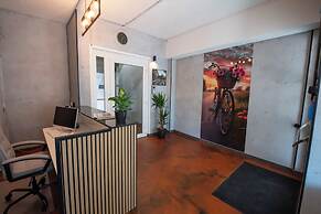 Kaya Residence