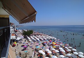 STUDIO JUST ON THE BEACH