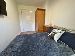 Two Bedroom Cottage in Lumsden - Contractors
