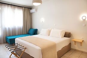 Ellinas Hotel