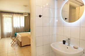 Ellinas Hotel