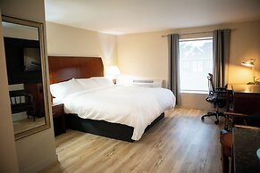 Auberge Le Chardo Inn