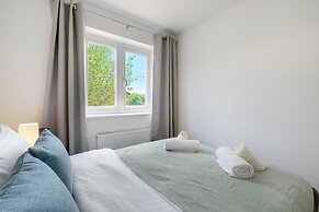 Sharp Close 4 Bedroom 2 Bath - Aylesbury