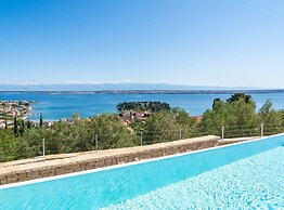 Holiday Home Good Life
