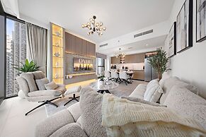 Burj Crown Lux Apartment by Dubai Mall