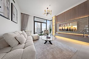 Burj Crown Lux Apartment by Dubai Mall
