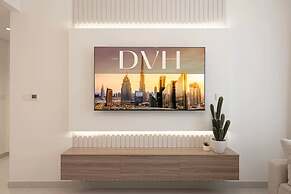 Burj Crown Lux Apartment by Dubai Mall