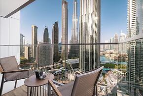 Burj Crown Lux Apartment by Dubai Mall