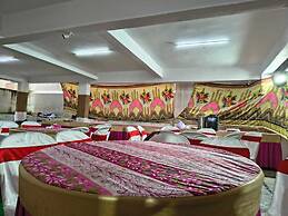 HOTEL GREENLANE SUITES
