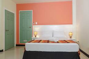 Emporis Resort