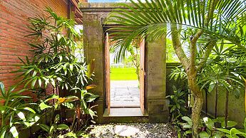 Dlobong Private Pool Villa Ubud