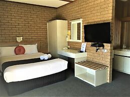 Country Home Motor Inn