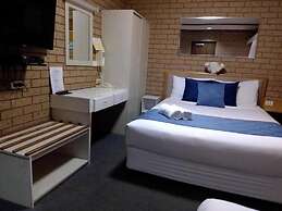 Country Home Motor Inn