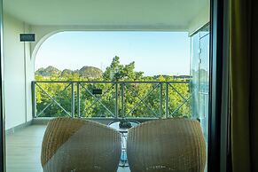 Guilin O-LIVE Social Hotel