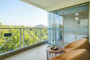 Guilin O-LIVE Social Hotel