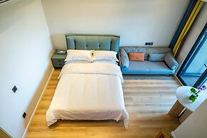 Guilin O-LIVE Social Hotel