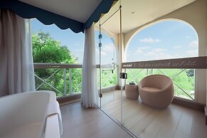 Guilin O-LIVE Social Hotel