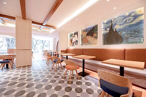 Guilin O-LIVE Social Hotel