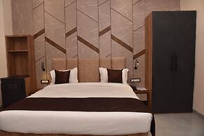 HOTEL JP INN SITAPUR