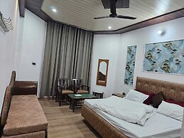 Chauhan Annexe