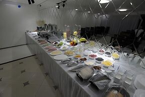 Sharq Hotel