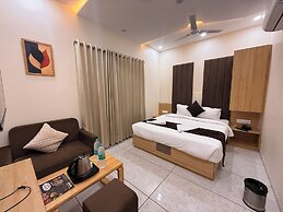 Hotel Kusum Kunj