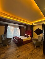 Taksim Stone Wall Apartments