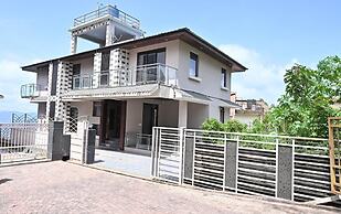 Shreejee Villa