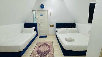 Capital O 91167 Gemilang Candi Resort