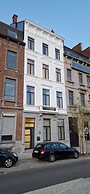Charleroi Cozy Home