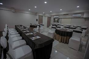 Biznotel by Pride Surat