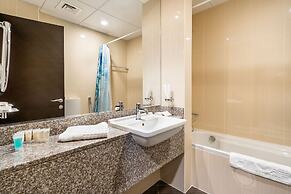 3BR Townhouse w Private Pool