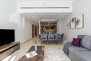 3BR Townhouse w Private Pool