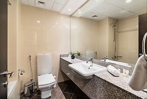3BR Townhouse w Private Pool