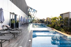 LUX 1BR Near B.khalifa