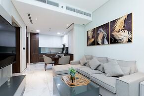 LUX Studio Near Burj w Canal Views