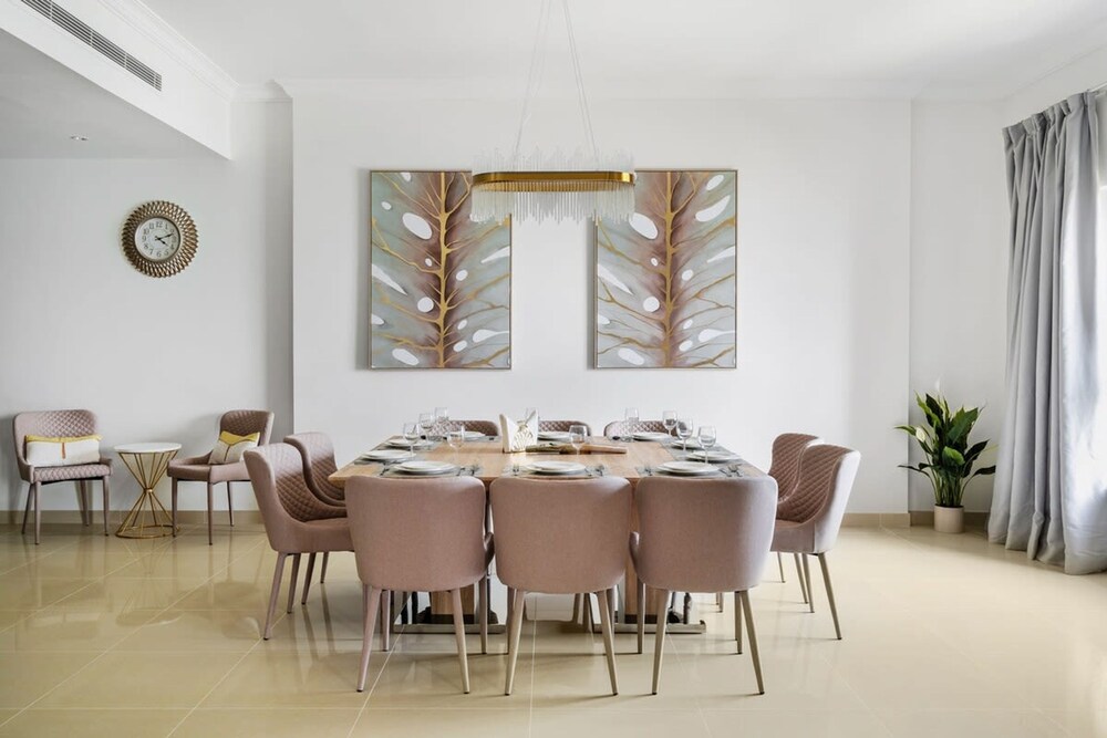 Luxury 3BR Sarai Apt Sea View