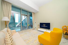 Modern Apt w Canal View Close to DT