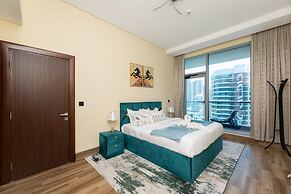 Modern Apt w Canal View Close to DT