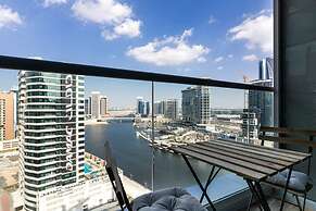 Premium Corner Apt 1BD in Jone w Canal View