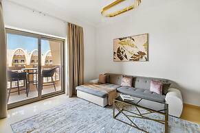 Pool View 1BR on Palm Jumeirah