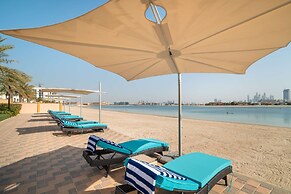 Pool View 1BR on Palm Jumeirah