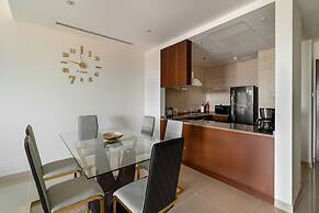Pool View 1BR on Palm Jumeirah