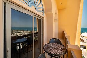 Pool View 1BR on Palm Jumeirah