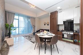 LUX Waterfront 1BR Near B.khalifa