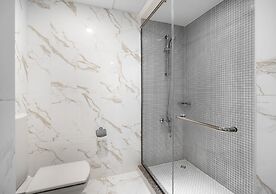 Stunning 2BR Apt Palm Jumeirah