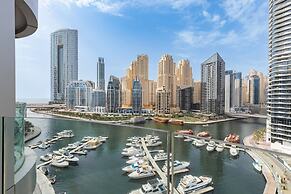 1 BR With Stunning 180 Marina View